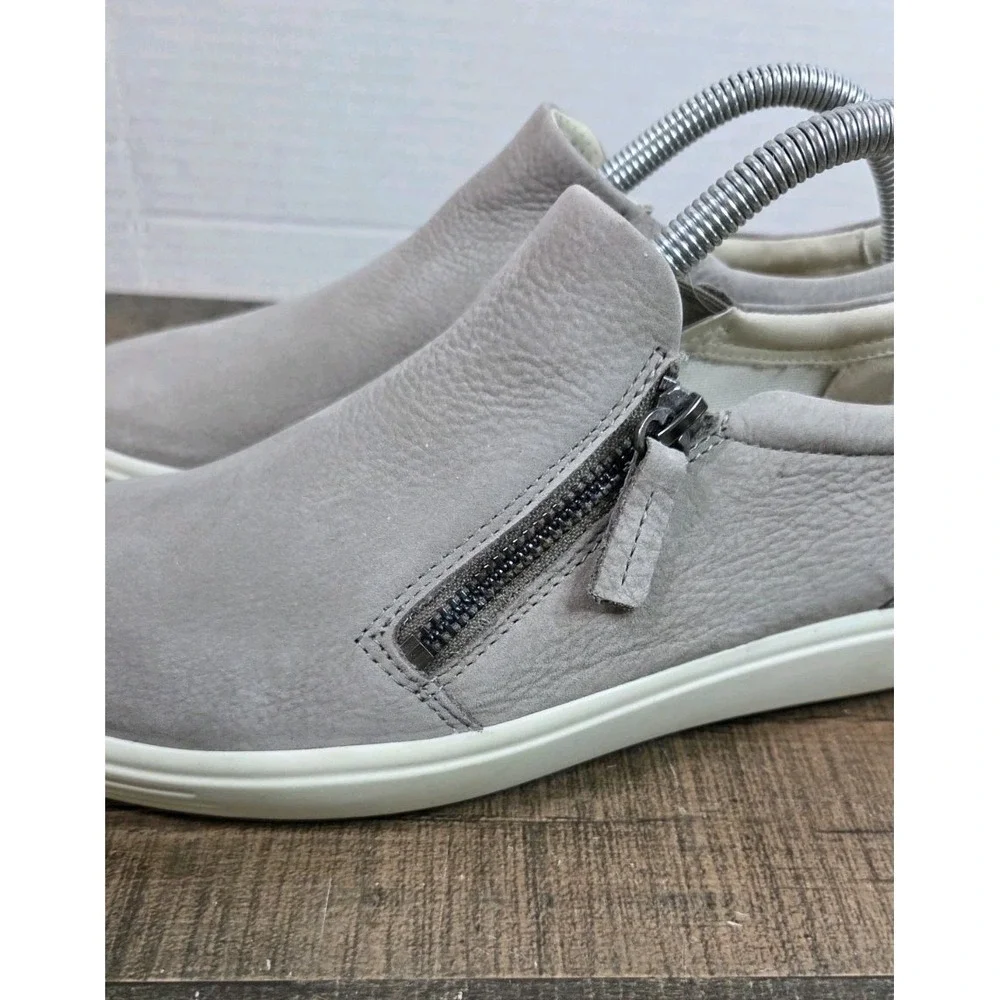 ECCO Soft 7 Slip On With Zipper Sneaker Warm Grey Leather Women's US 7-7.5